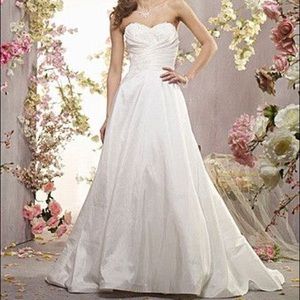 Alfred Angelo wedding dress